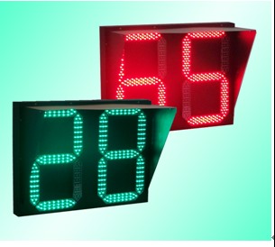 BB��������ɭ�ٷ���վLED��ͨ�źŵƵ���ʱ